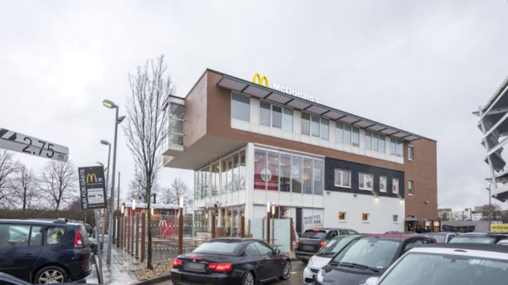 McDonald's Mercedesstraße 