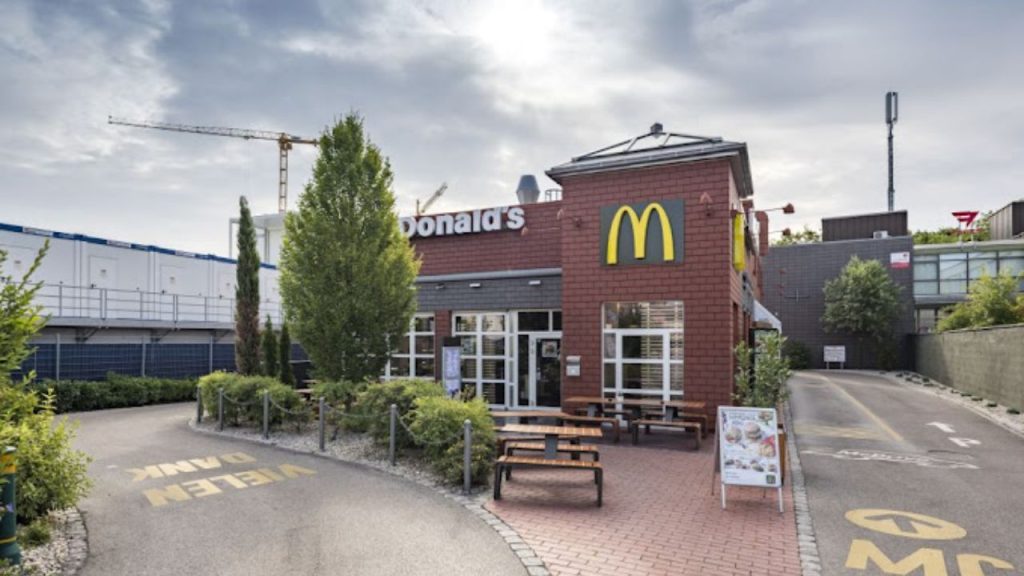 McDonald’s Regerstraße 25